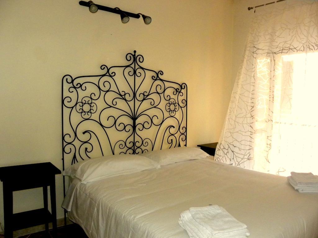 Residenza Mazzini フォリーニョ エクステリア 写真
