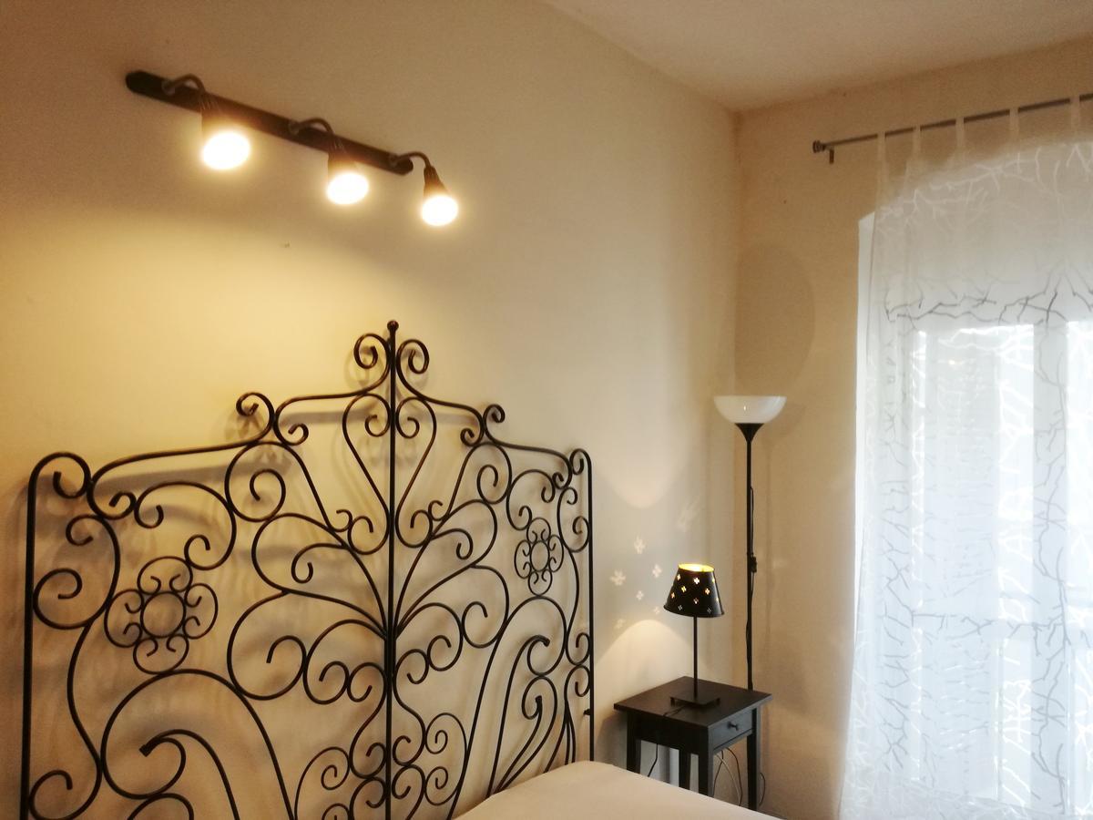 Residenza Mazzini フォリーニョ エクステリア 写真